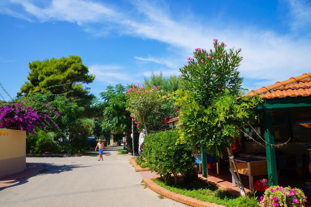 Centro Turistico San Nicola Hotel Peschici Buitenkant foto